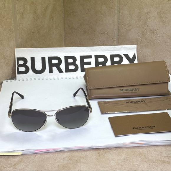Burberry Accessories - New Burberry B3080 1300 Silver Metal Aviator Polarized Sunglasses